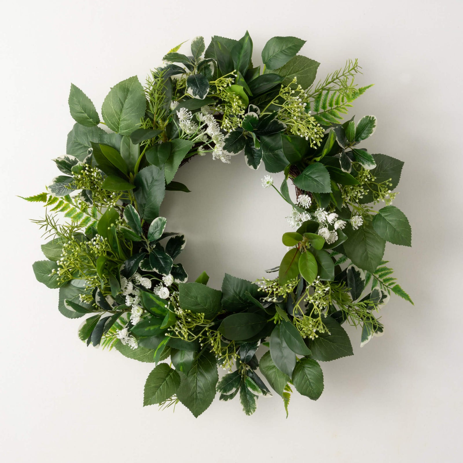 Sullivans Mixed Foliage Wreath FGEWR