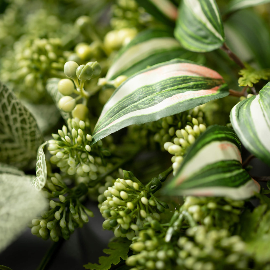 Sullivans Mixed Foilage Wreath FGWR