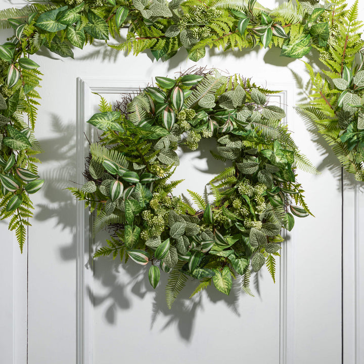 Sullivans Mixed Foilage Wreath FGWR