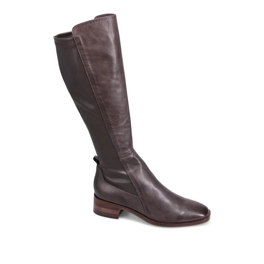 Django & Juliette Foxx Tall Boot Chocolate