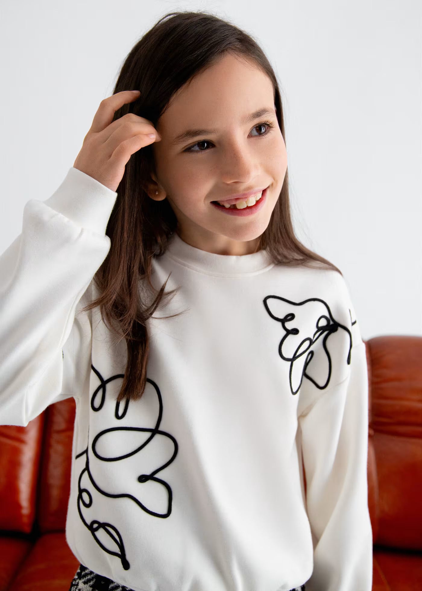 Abel & Lula Girls Cream Sweater    5822-3   Crema