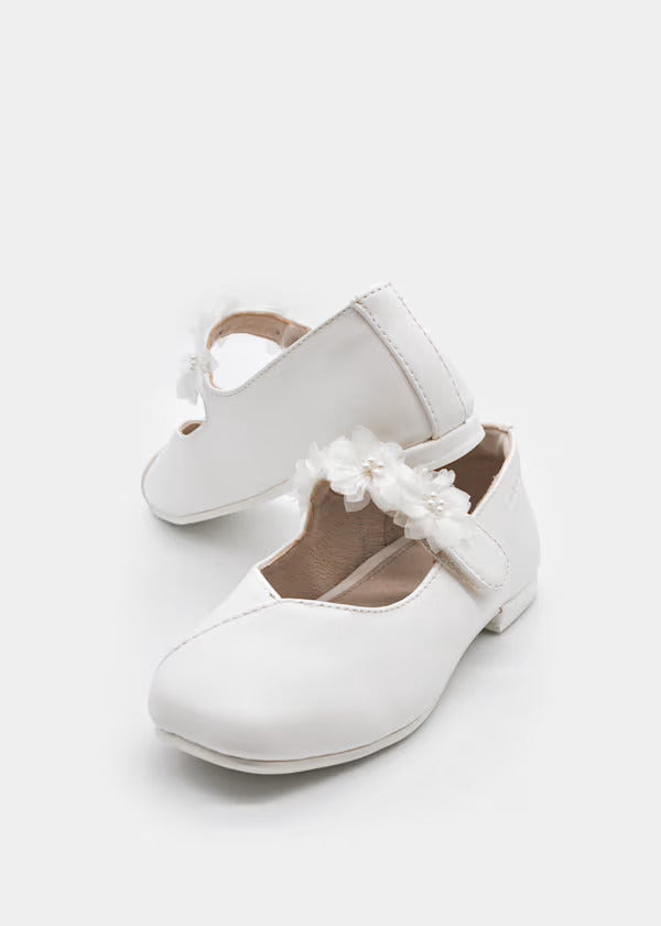 Mayoral Girls Ballet Flat With Floral Detail   45724-83   Blanco