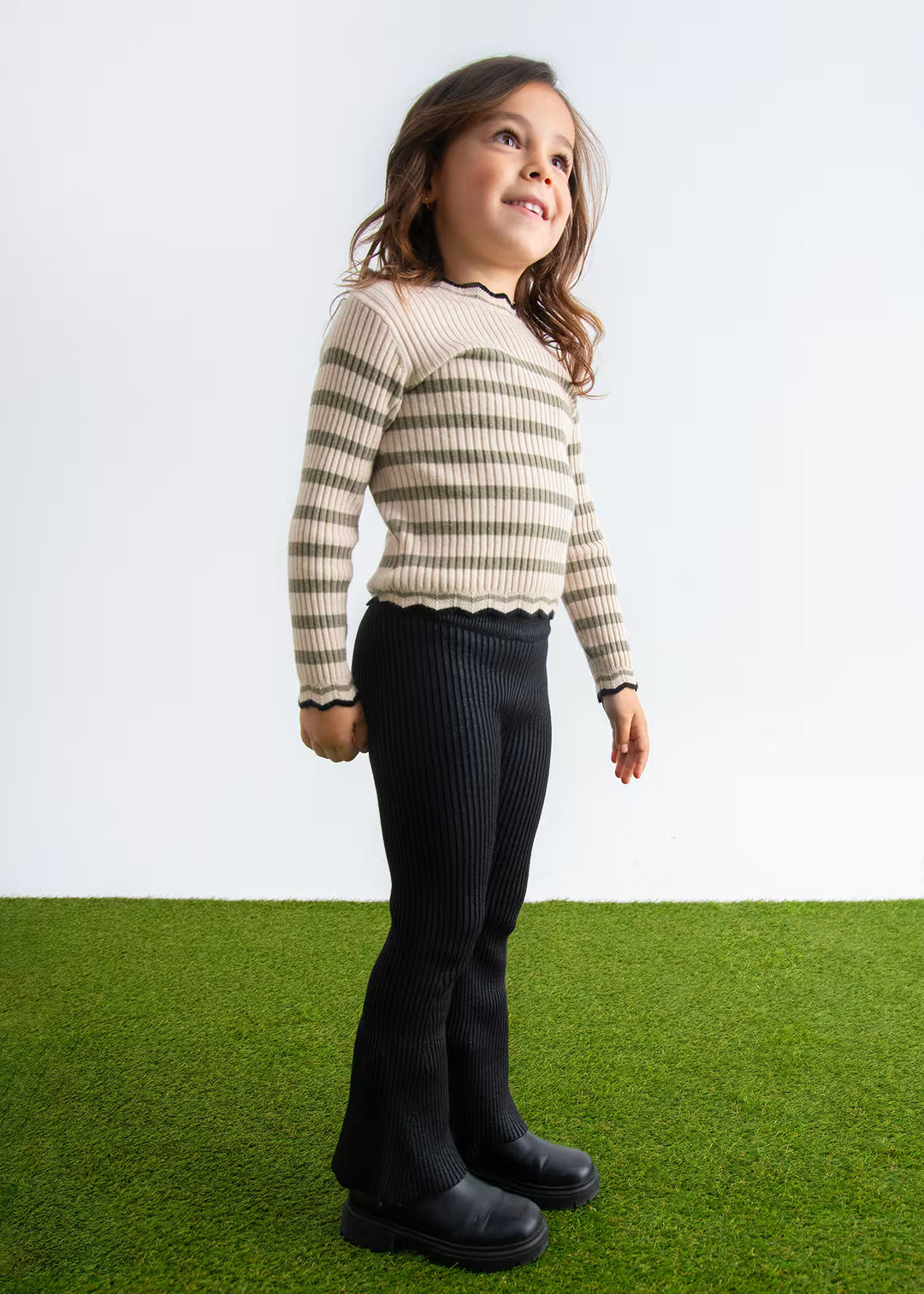 Abel & Lula Knit Leggings   5956-8   Black **