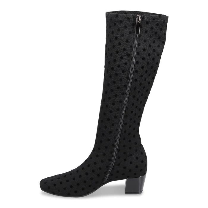 Django & Juliette Hayleys Black Spot Boot