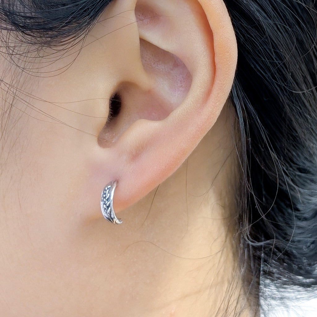 Marmalade Lavender Huggie - Silver