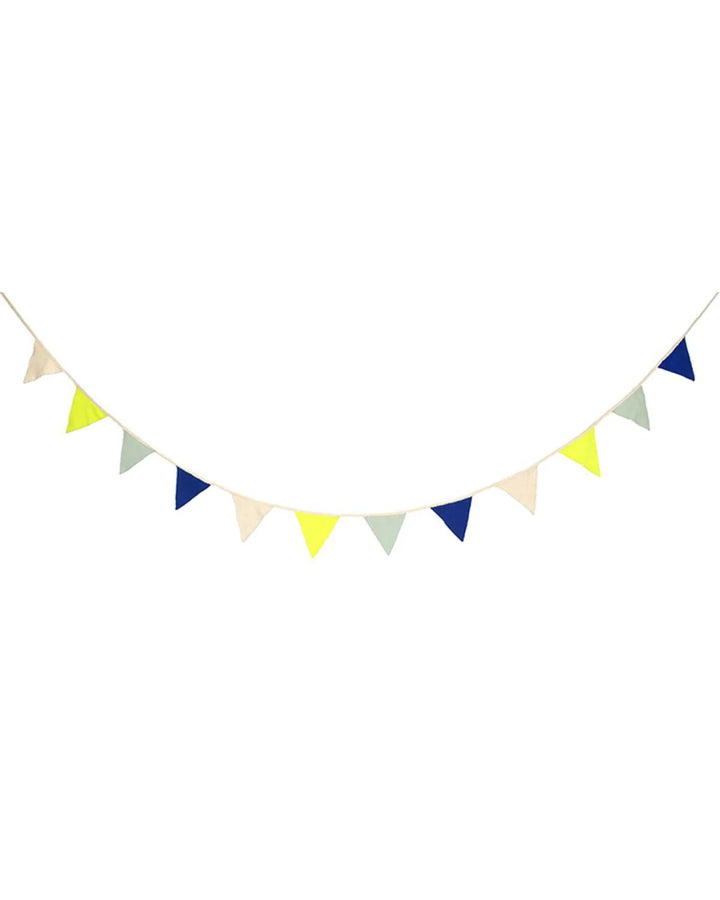 Meri Meri Knitted Flag Garland - Blue/Grey/Neon Yellow/Cream *