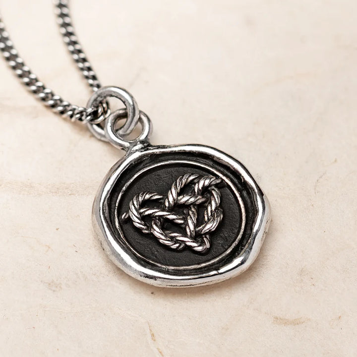 Pyrrha Love Knot   N747