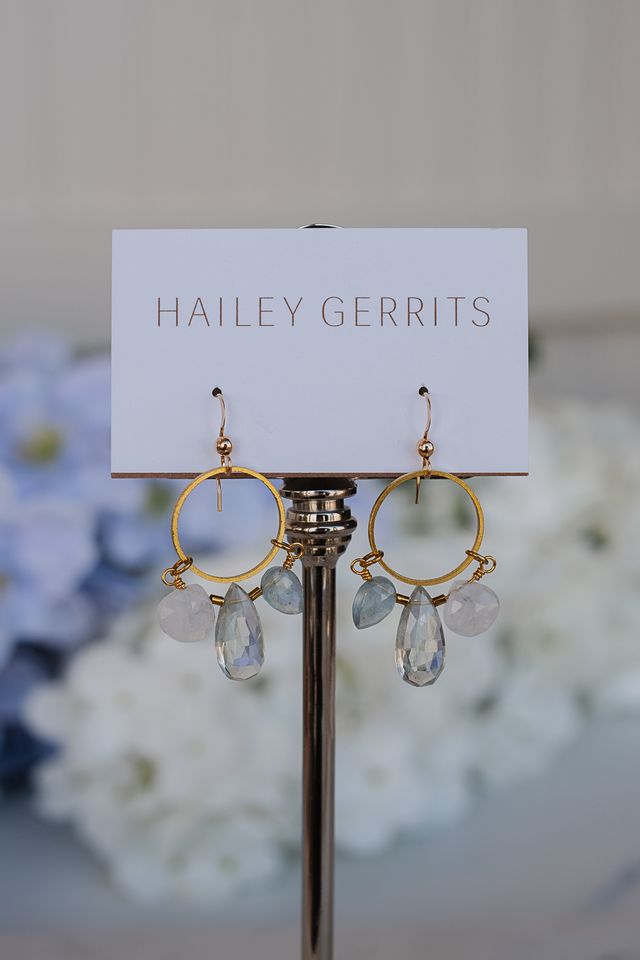 Hailey Gerrits Azure Earrings E05GAM