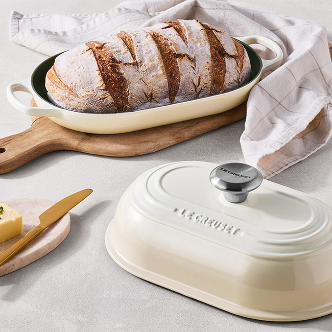 Le Creuset Oval Bread Oven - Meringue