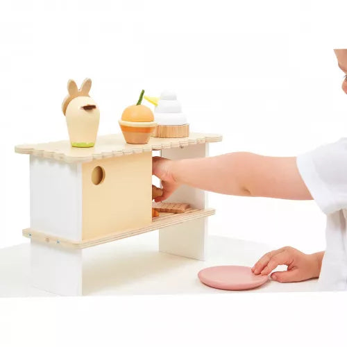 Janod Pastry Stand   06557