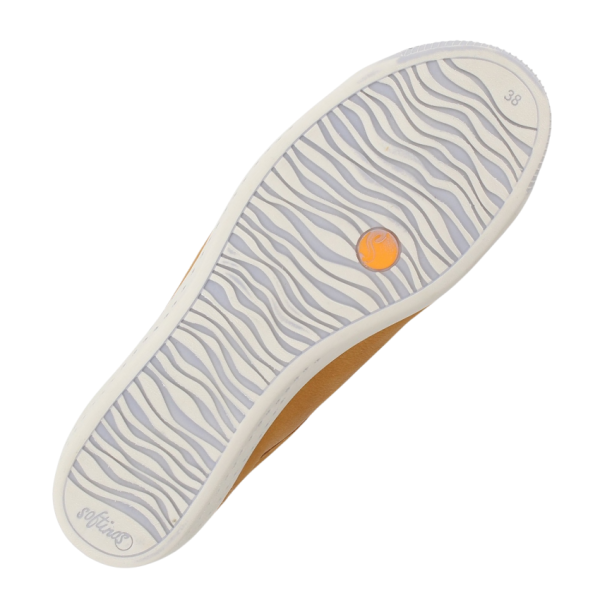 Softinos Irit Tan Sneaker