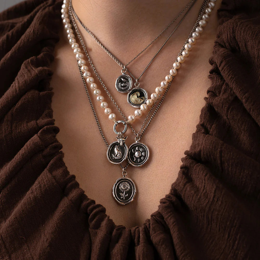 Pyrrha Moon Phases   N718