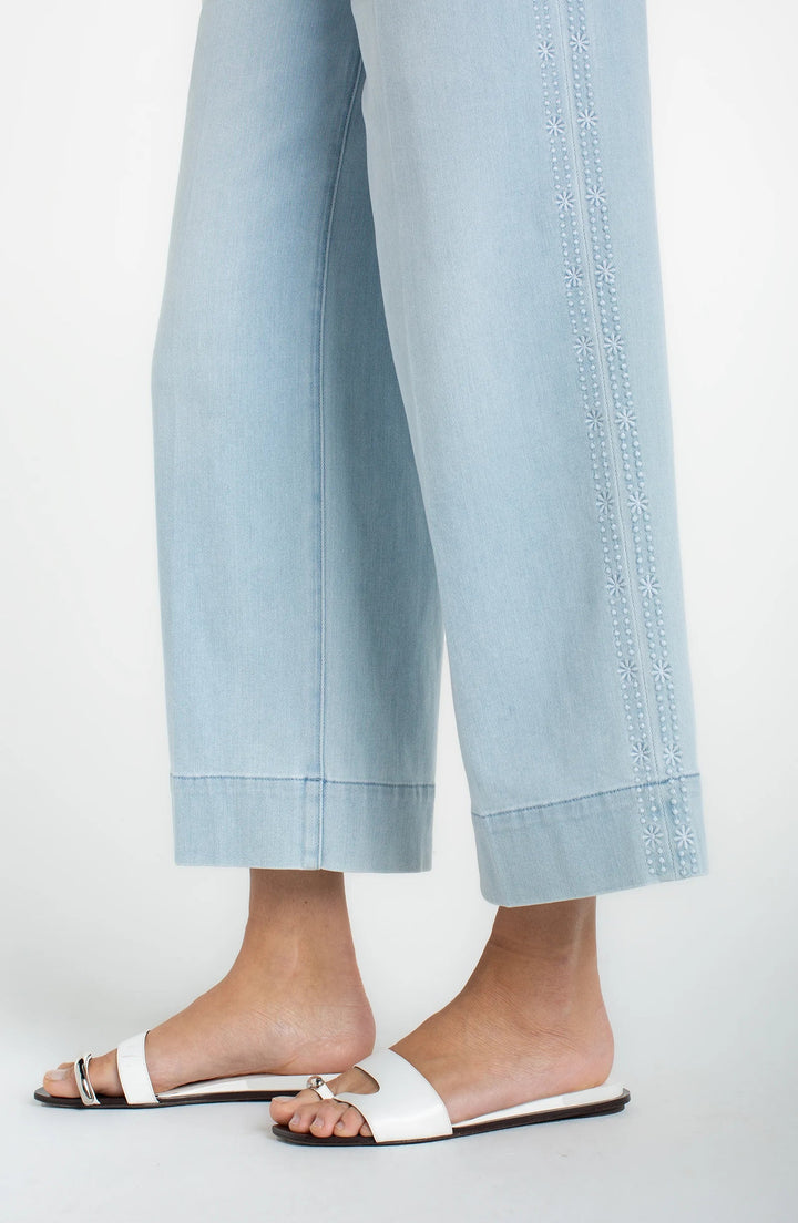 Liverpool Stride Crop Wide Leg with Embroidered Side Seam  LM7A94SSL  Marine Flowers
