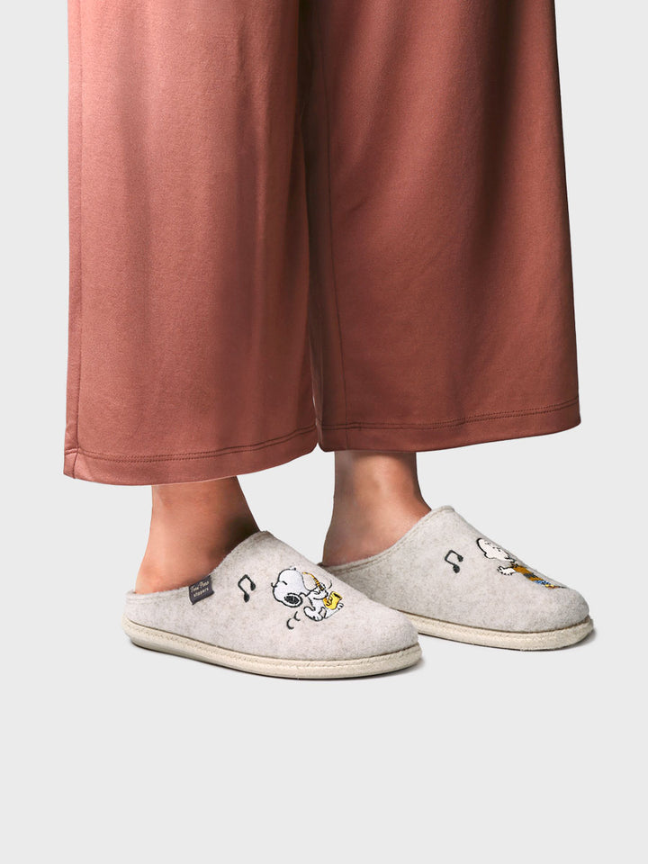 Toni Pons Snoopy Slipper (Milk)
