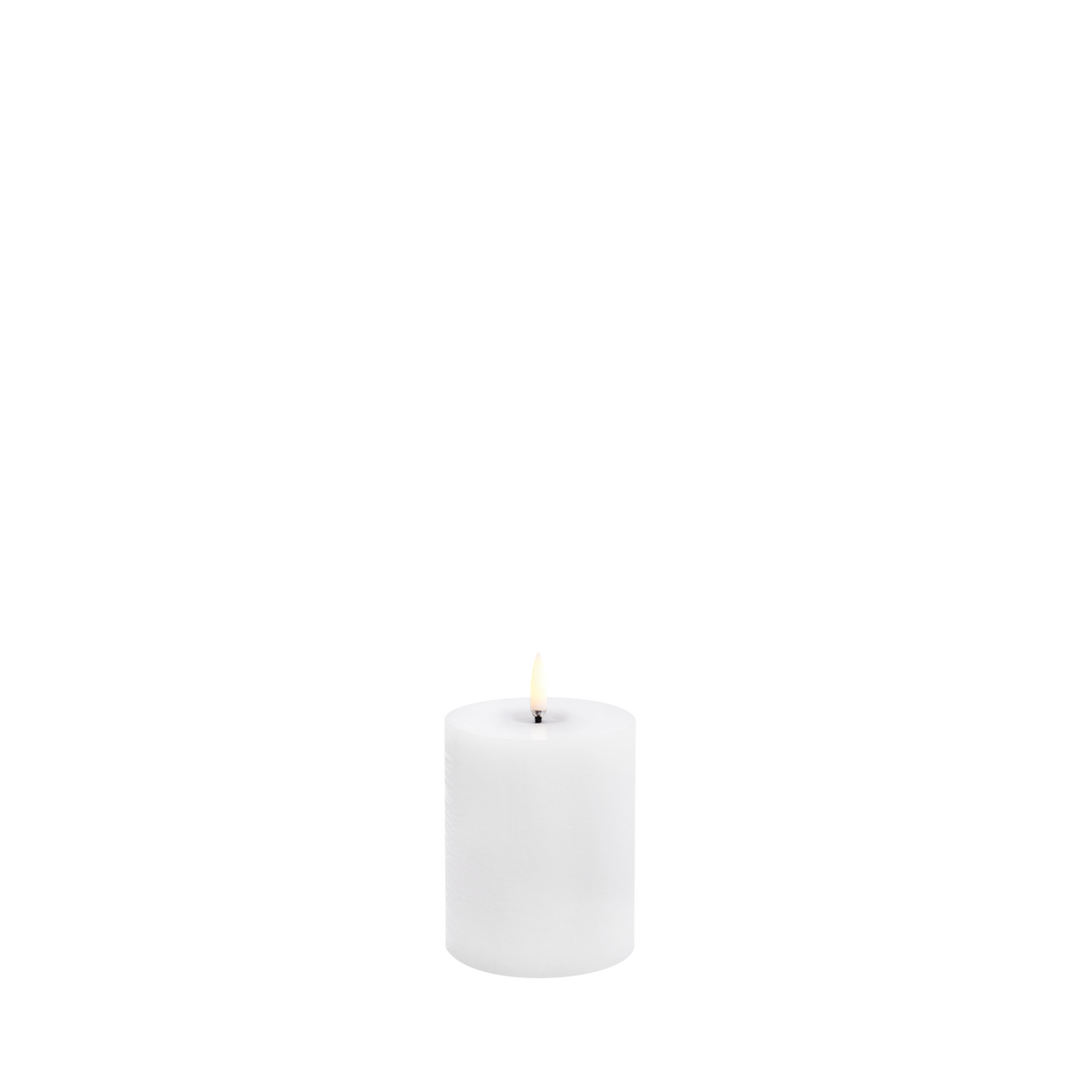 Uyuni  Rustic Melted Pillar Nordic White