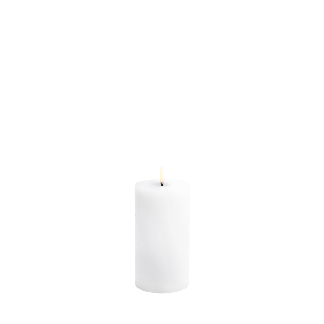 Uyuni  Rustic Melted Pillar Nordic White