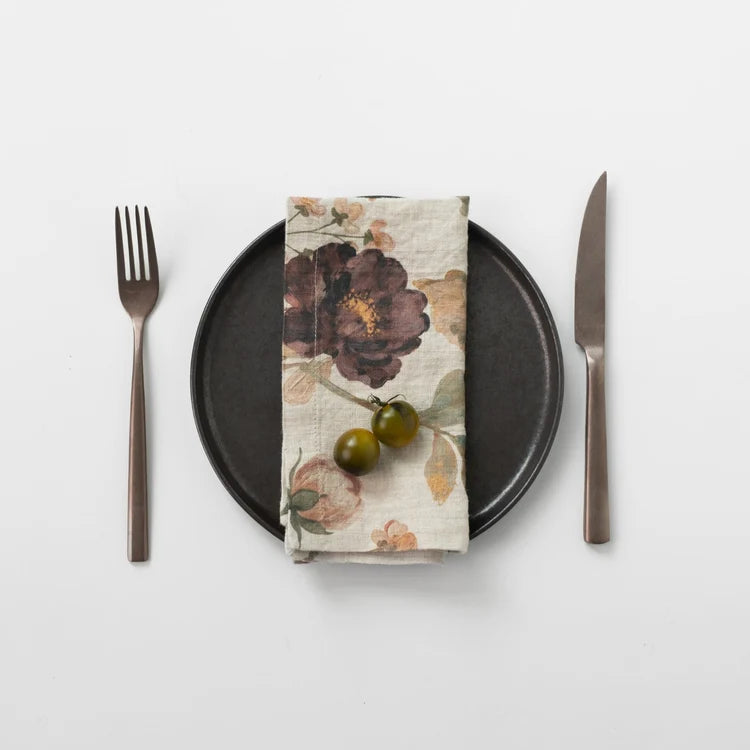 Linen Tales Vintage Roses Tablecloth & Napkins