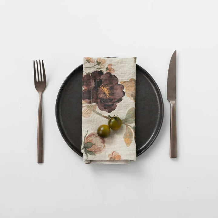 Linen Tales Vintage Roses Tablecloth & Napkins