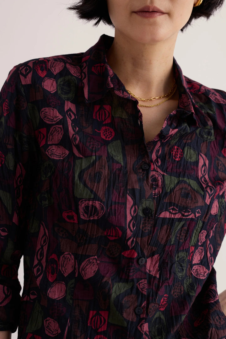 Seasalt Larissa Shirt  38766  Sculpted Shapes Dried Roses