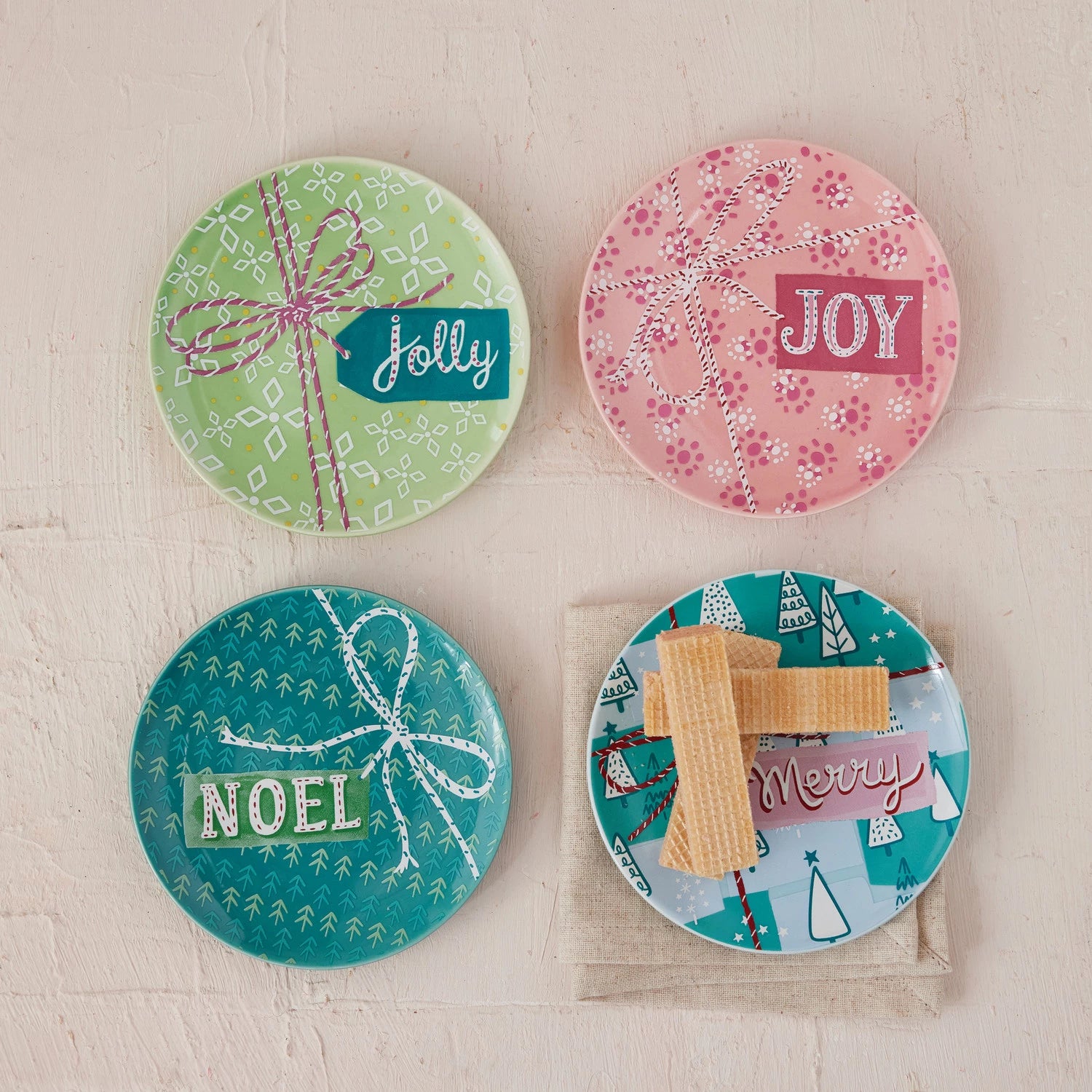 Creative Coop Holiday Appie Plates XS7656