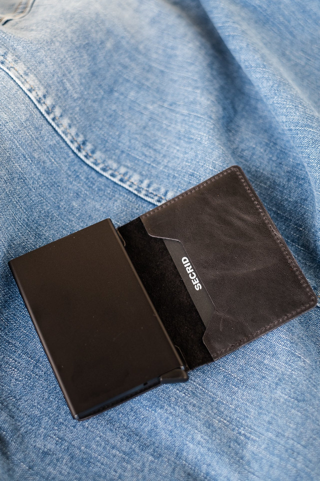 Secrid Slimwallet   SV  Vintage Black