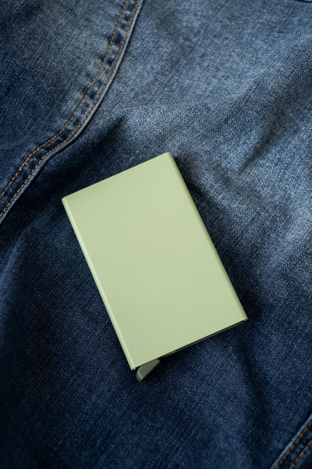 Secrid Card Protector Powder Pistachio