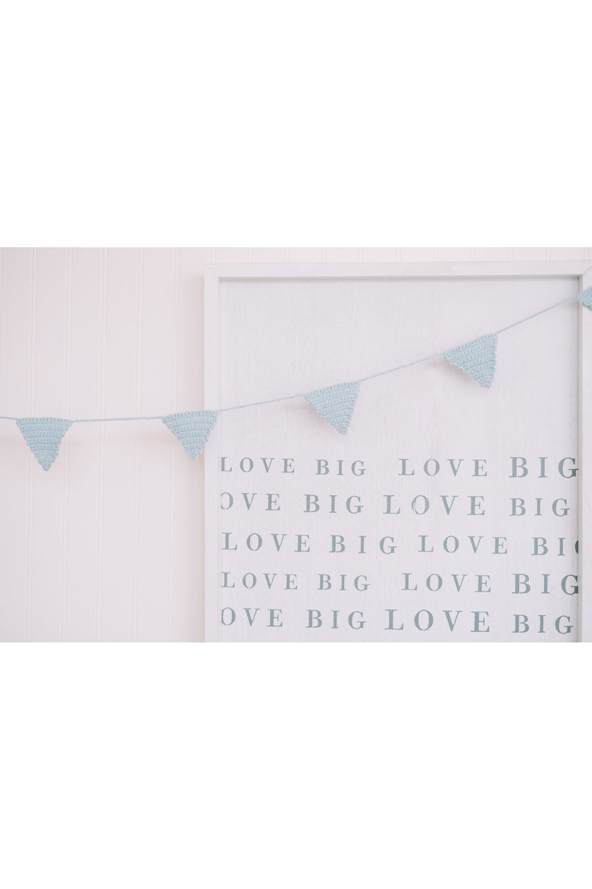 Stephan Baby Blue Triangle crochet garland G2137 *