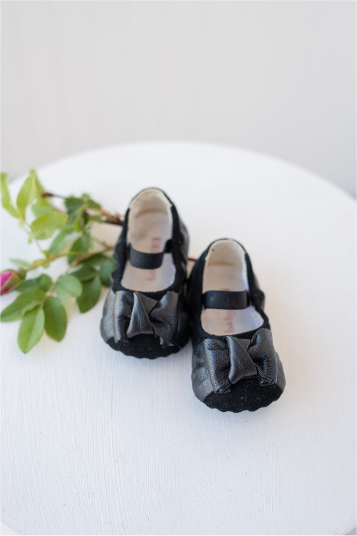 Baby Bloch Ballet Flats Adonise in Black BB1100 **