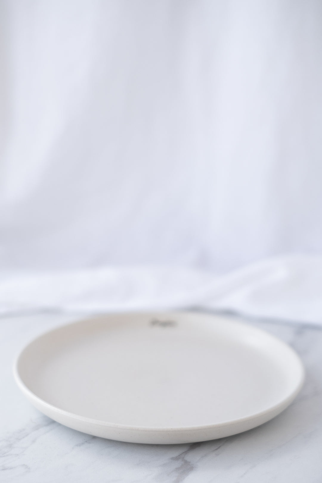 Casafina Pacifica Vanilla Plates