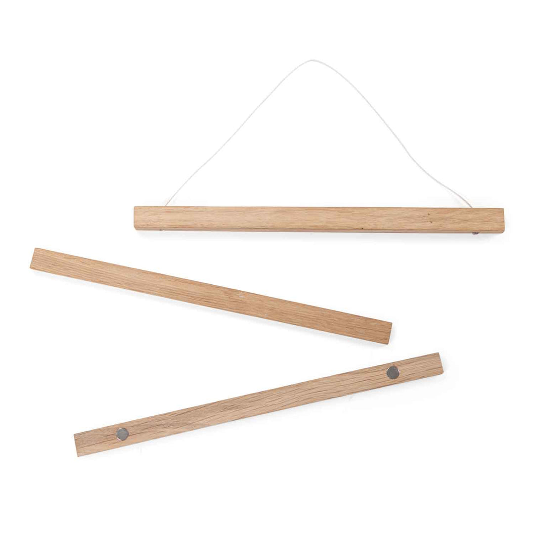 Moulin Roty Oak Magnetic Poster Hanger  149130