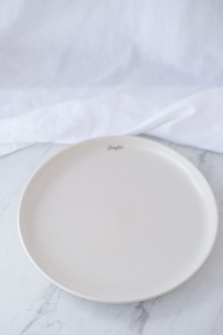 Casafina Pacifica Vanilla Plates