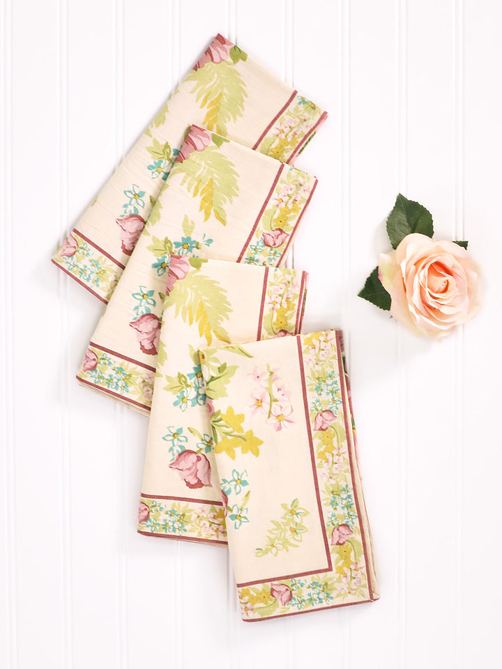 April Cornell Charming Napkin Set/4 Cream*