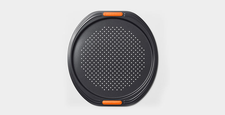 Le Creuset Metal Pizza Tray