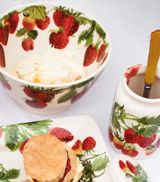 Emma Bridgewater Strawberries Medium Old Bowl
