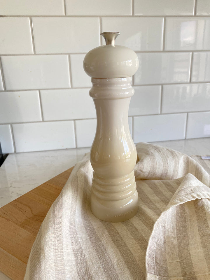 Le Creuset 20cm Classic Mill - Meringue