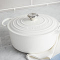 Le Creuset Gloss White 5.3L Round French Oven
