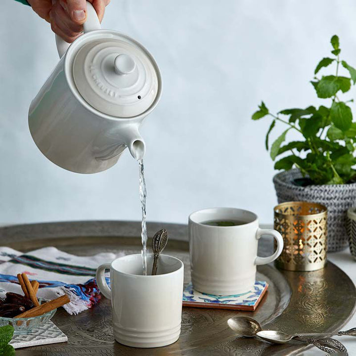 Le Creuset Classic Grand Teapot - Meringue