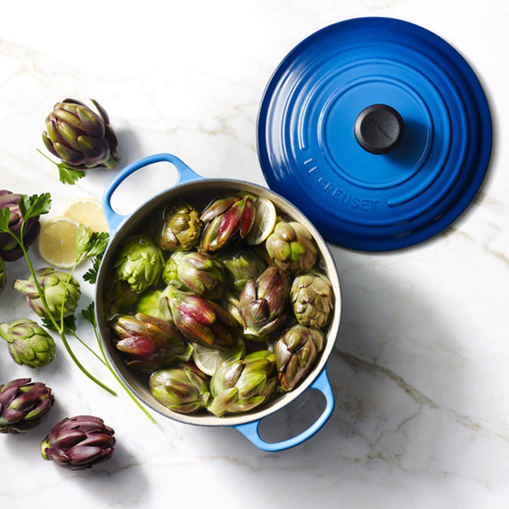 Le Creuse Cast Iron Round French Oven - Blueberry